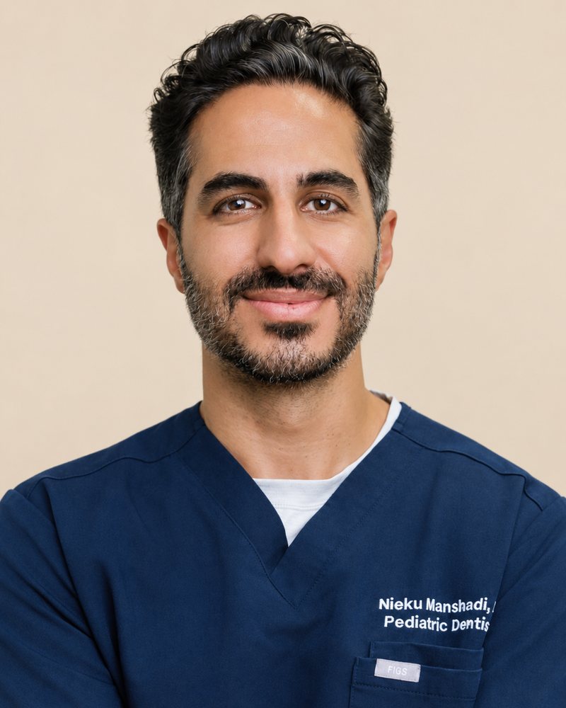 Dr. Nieku Manshadi, pediatric dentist